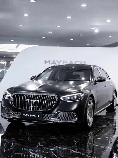 佛山1岚图汽车的售后服务让用户无忧出行，迈巴赫未来的豪华车趋势